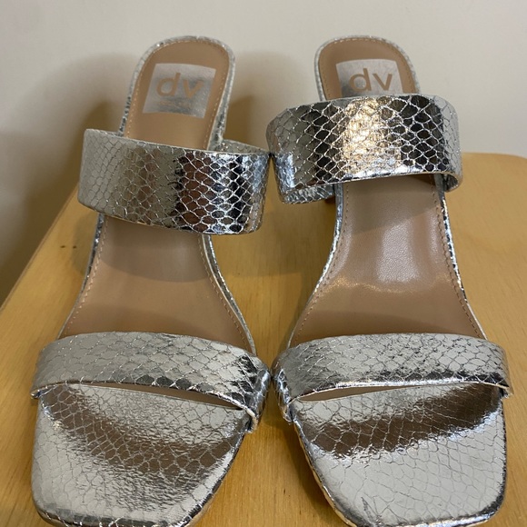 Dolce Vita Silver Heels - Picture 6 of 10